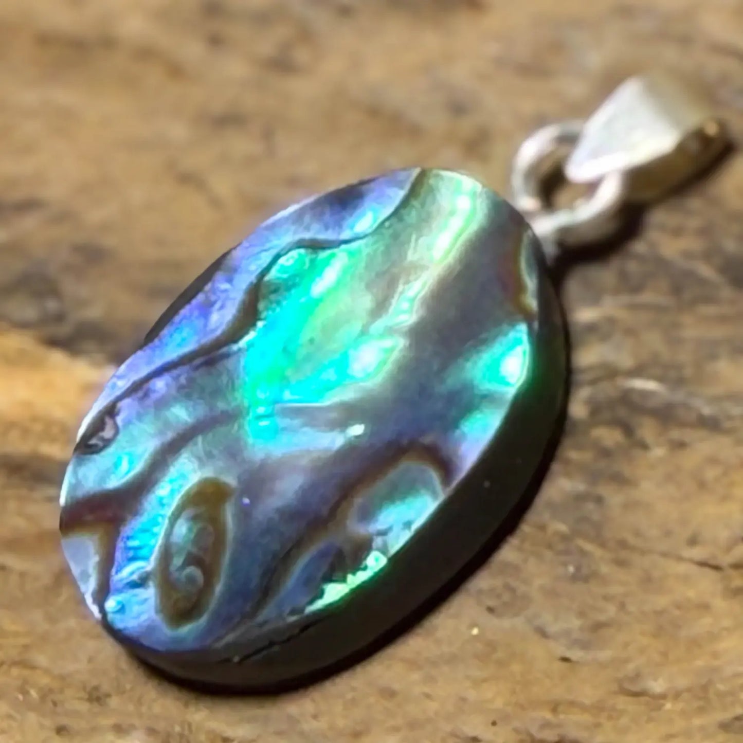 abalone-muschel-edelstein-cabochon-schmuck-ketten-anhaenger-heilstein-925er-silber-seelensteinchen-4