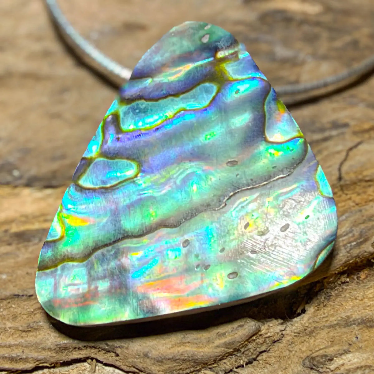 abalone-muschel-edelstein-schmuck-ketten-anhaenger-heilstein-231026