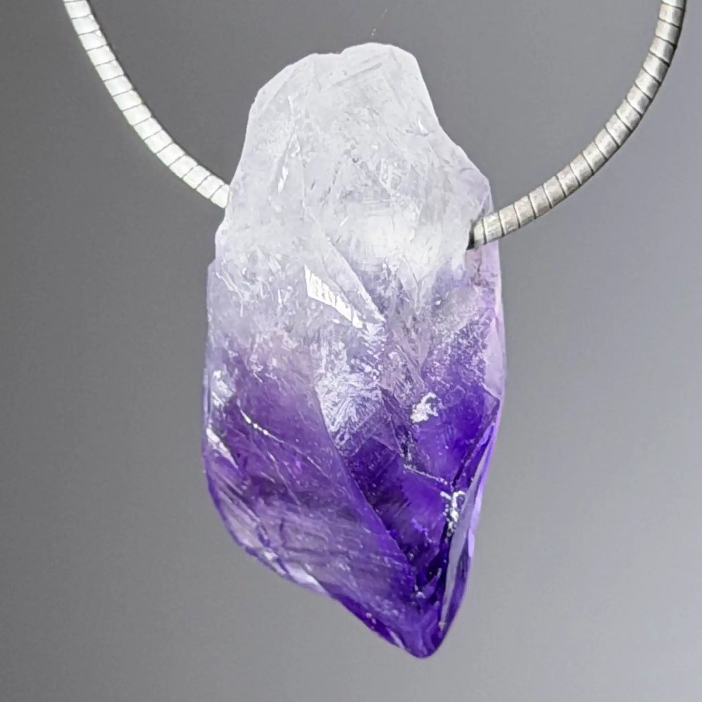 amethyst-edelstein-schmuck-ketten-anhaenger-trommelstein-heilstein-seelensteinchen-120626-3