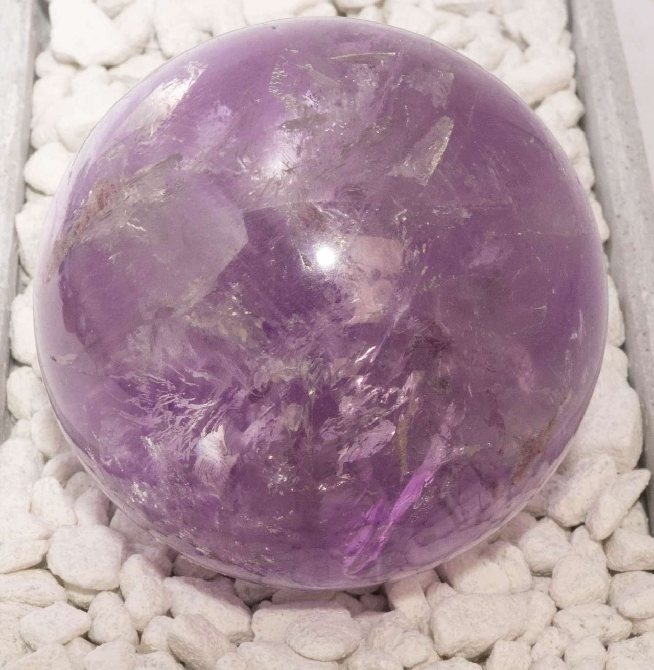 Amethyst Kugel 72mm - Handschmeichler - Auflagestein - Massagestein - 510g, poliert #6571