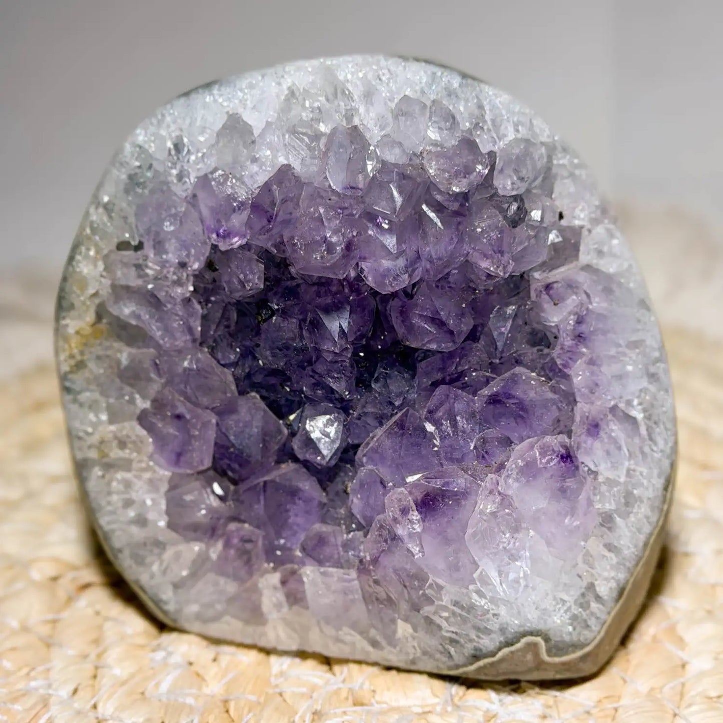 amethystdruse-edelstein-mineralien-aufladen-heilstein-uruguay-seelensteinchen-160526-3