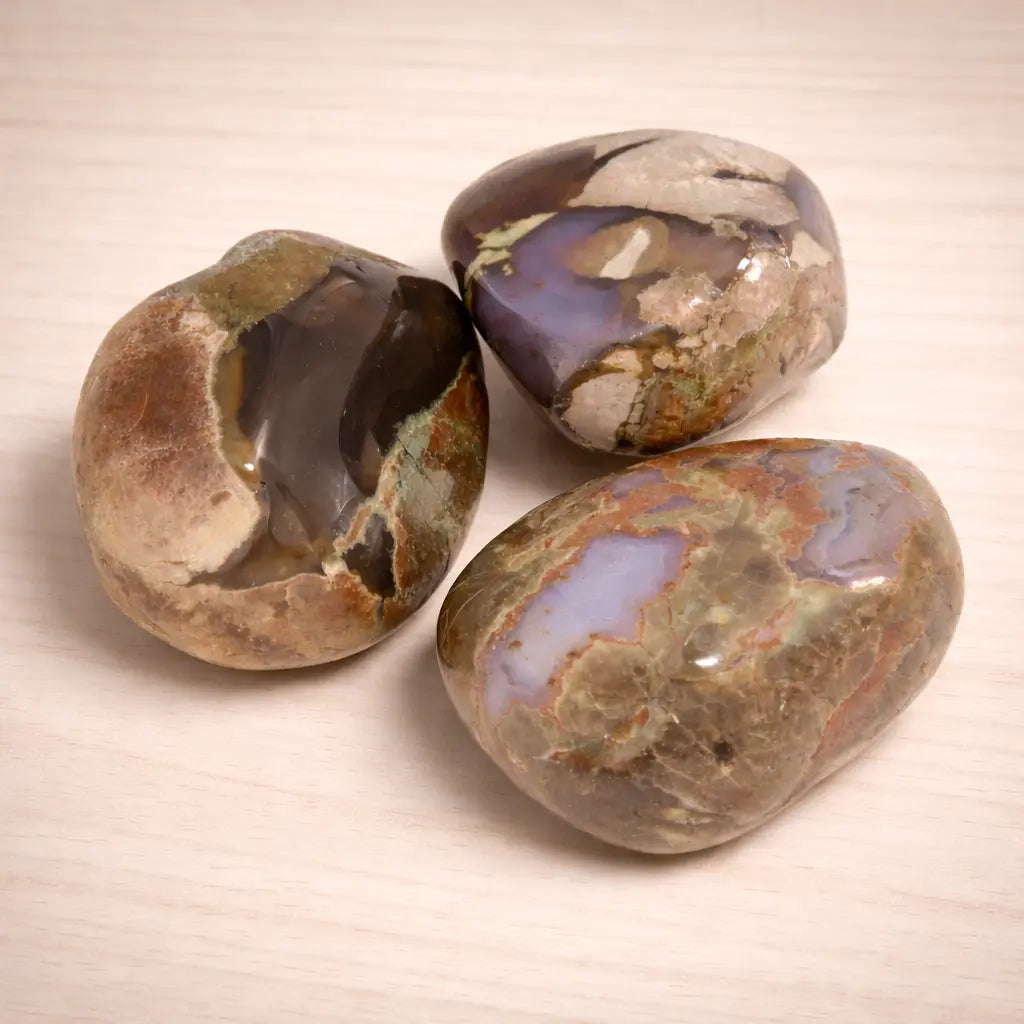 amulettstein-edelstein-trommelstein-handschmeichler-entspannung-massage-chakra-seelensteinchen