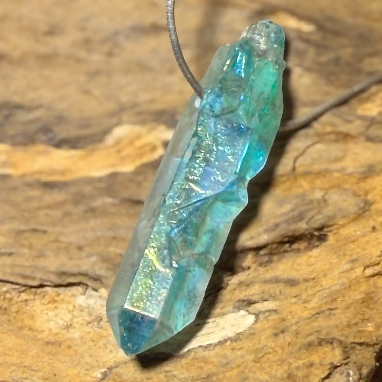 aqua-aura-edelstein-trommelstein-schmuck-ketten-anhaenger-heilstein-080726