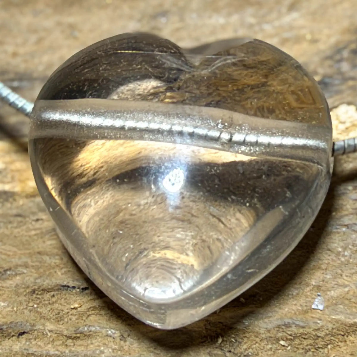bergkristall-edelstein-schmuck-ketten-anhaenger-heilstein-071026