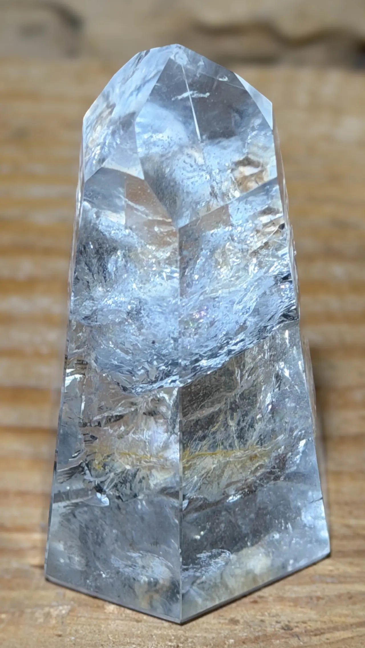 Bergkristall Edelstein Spitze 108g - Mineralien - A Qualität #4040