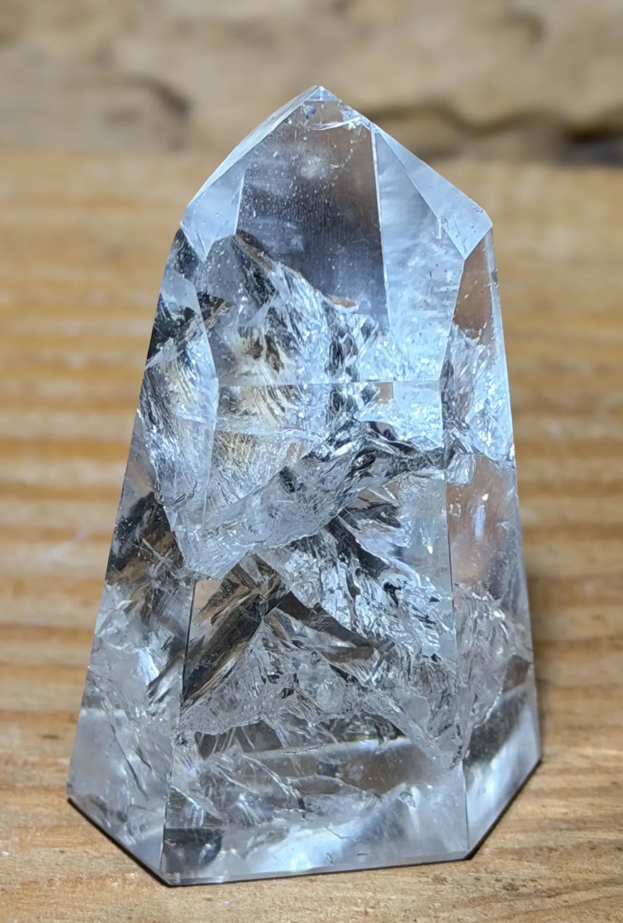 Bergkristall Edelstein Spitze 121g - Mineralien - A Qualität #4037