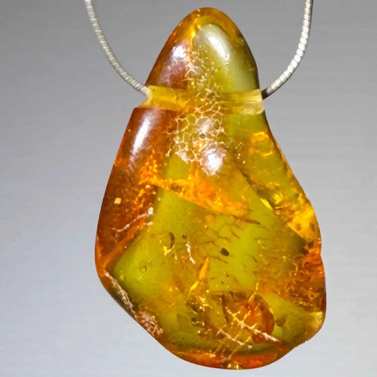 bernstein-edelstein-schmuck-ketten-anhaenger-trommelstein-heilstein-seelensteinchen-280526