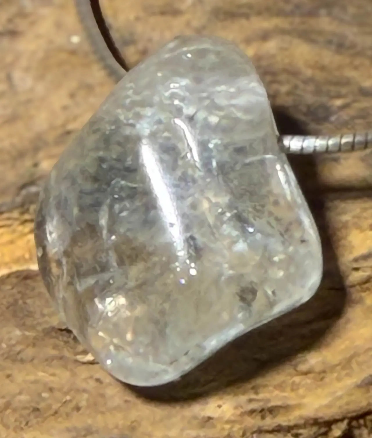 blauer Topas - unbehandelt - Trommelstein Edelstein Schmuck Ketten Anhänger - A Qualität #5367 - seelensteinchen