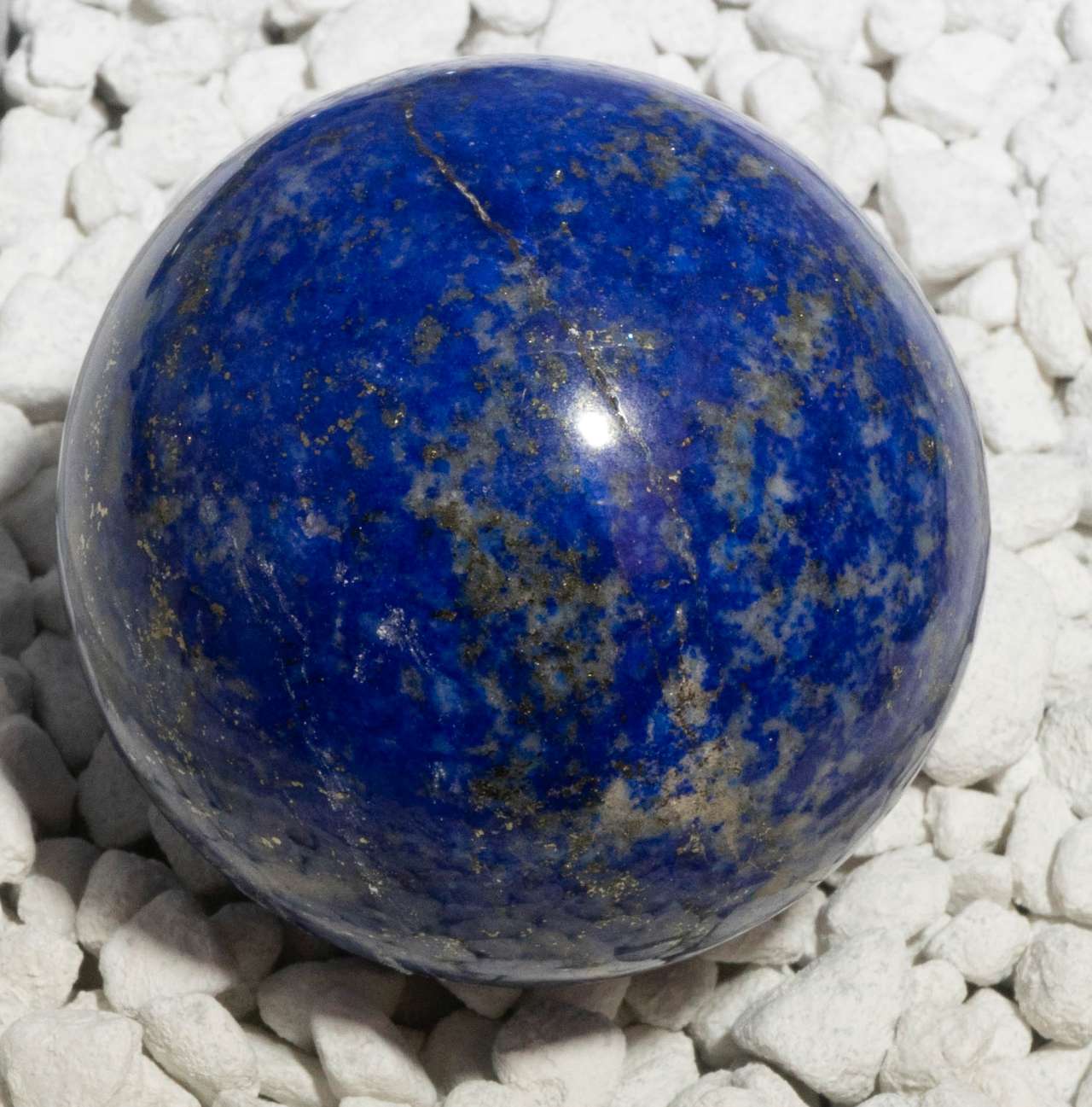 Lapislazuli Kugel 60mm - Handschmeichler - Auflagestein - Massagestein - 336g, poliert #6538