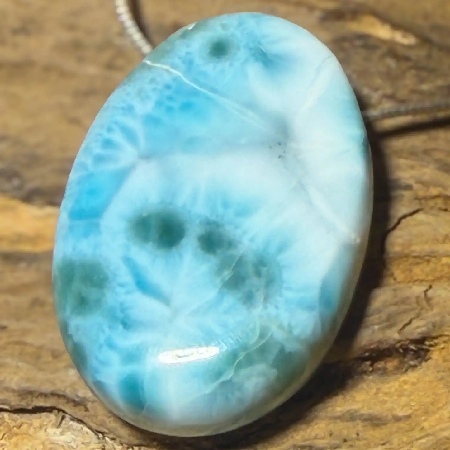 larimar-edelstein-schmuck-ketten-anhaenger-collier-trommelstein-seelensteinchen-130826-2