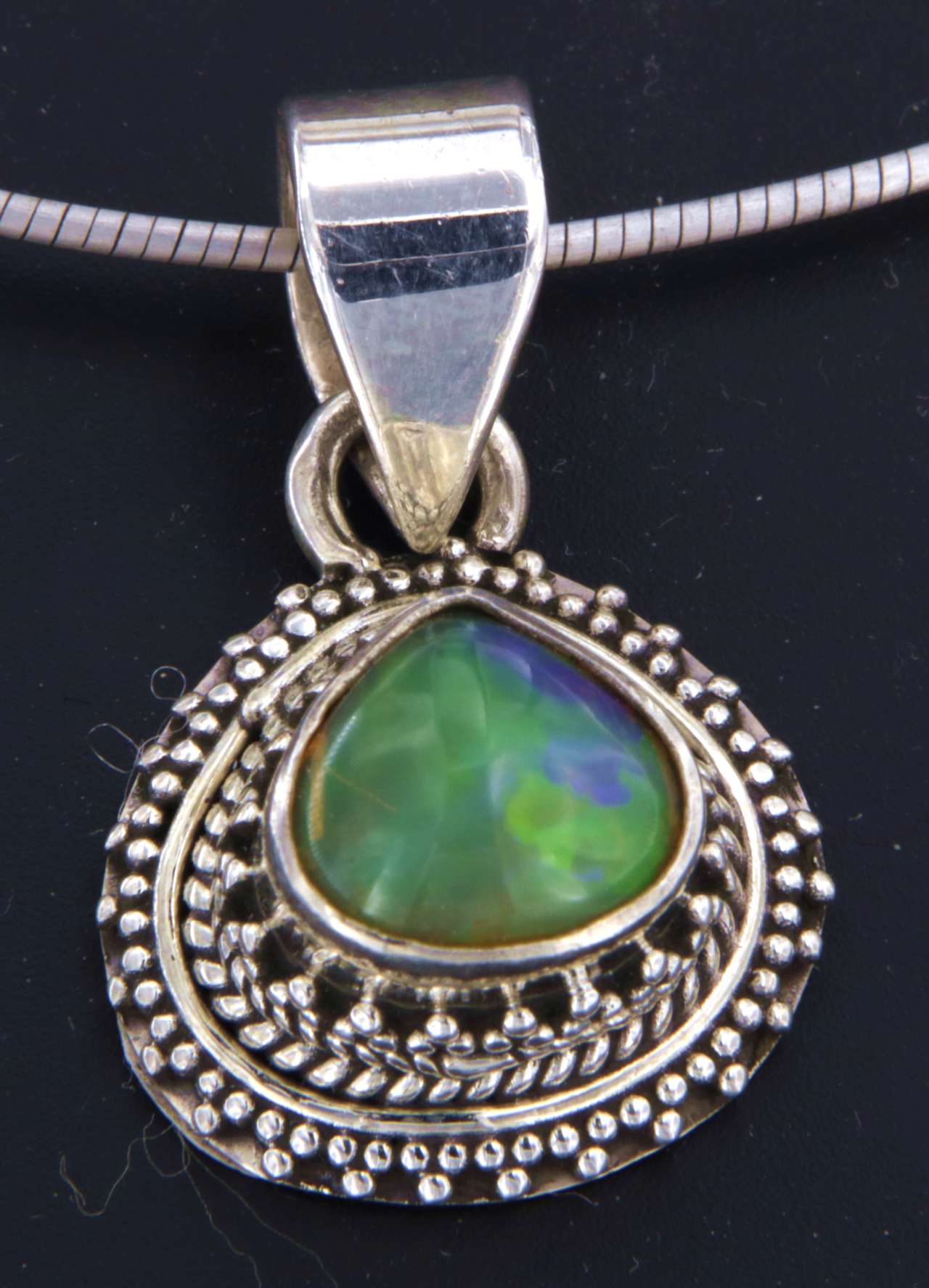 Edelstein Schmuck Ketten Anhänger mit Welo Opal A Qualität - 925er Silber #6129