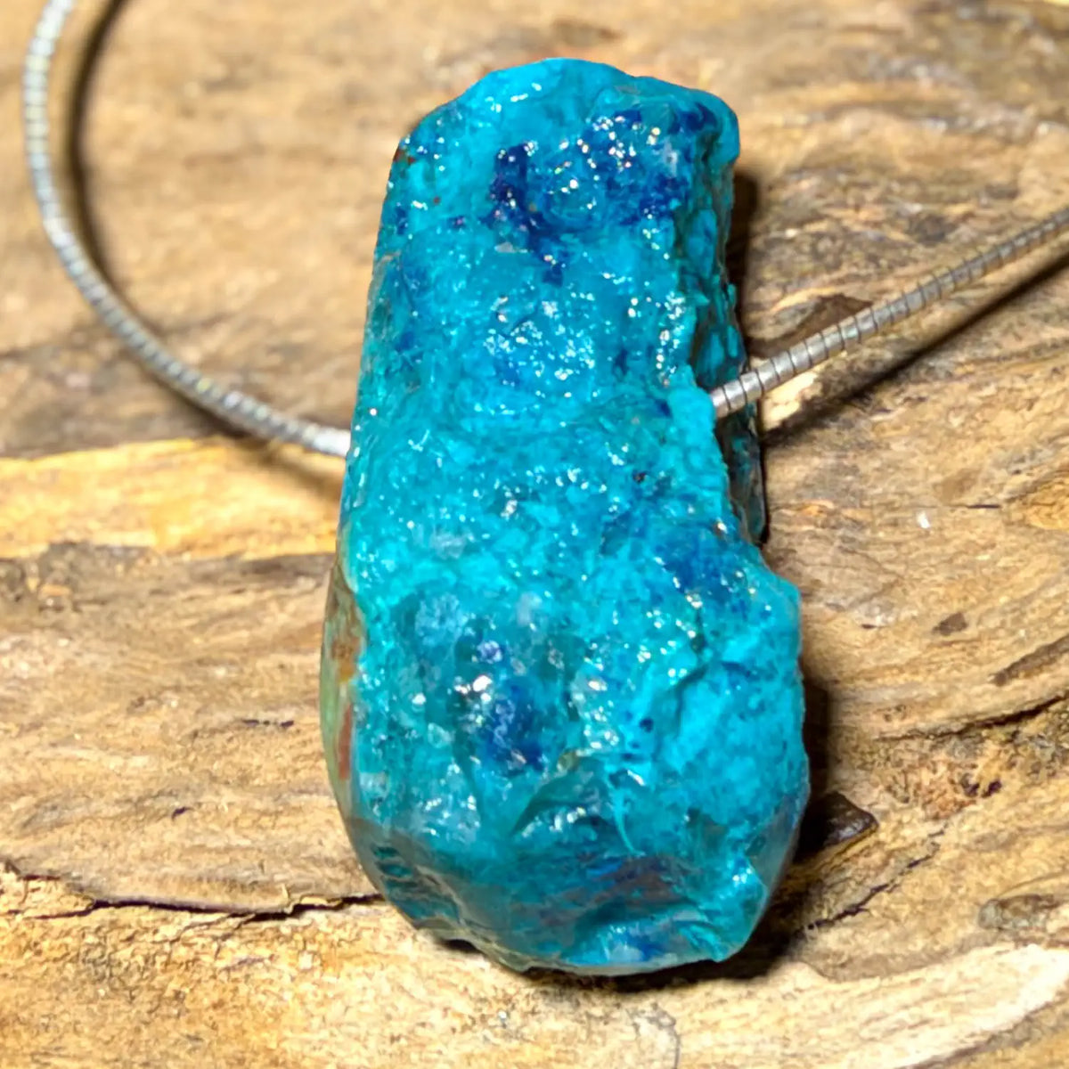 shattuckit-edelstein-schmuck-ketten-anhaenger-heilstein-231026-2