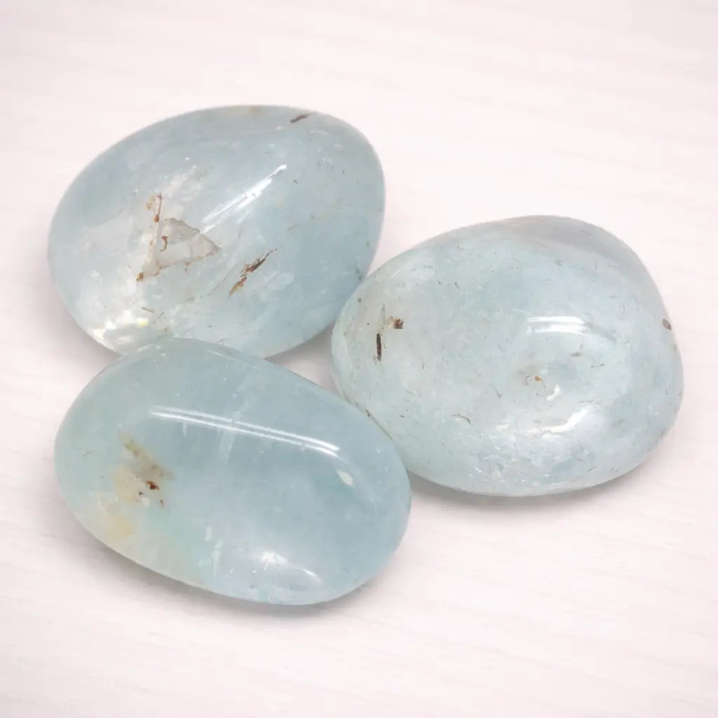 topas-edelstein-trommelstein-handschmeichler-entspannung-massage-chakra-seelensteinchen