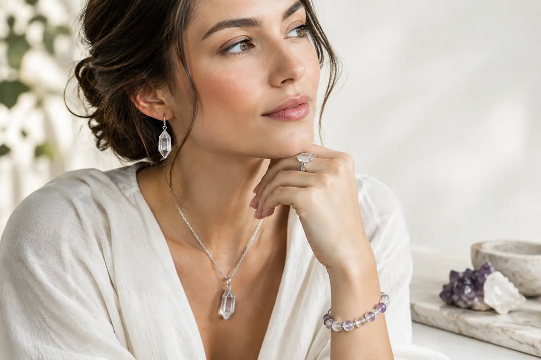Kristallschmuck Trends 2026 für natürliche Eleganz