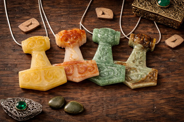 thors-hammer-edelstein-burma-jade-schmuck-seelensteinchen