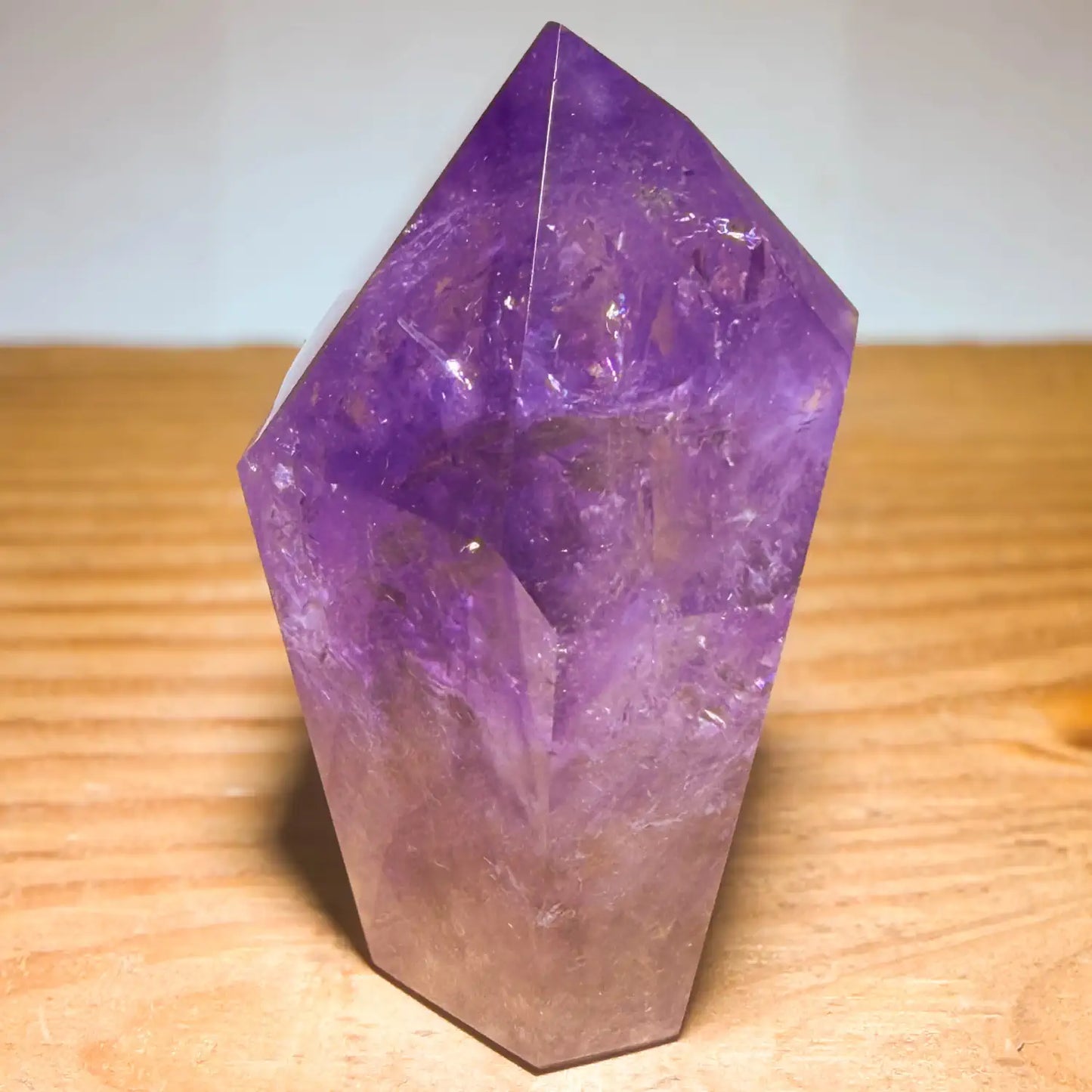 amethyst-edelstein-mineralien-spitze-brasilien-seelensteinchen-260626-3