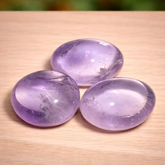 amethyst-hell-edelstein-trommelstein-handschmeichler-entspannung-massage-chakra-seelensteinchen_cfba5bba-d92a-4046-a073-e40650ce6bcc