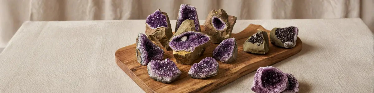 amethyst-in-rock-druse-uruguay-edelstein-seelensteinchen