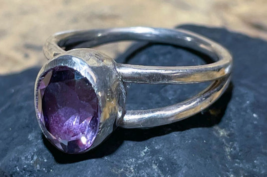 Amethyst Edelstein Ring aus 935er Silber Schmuck - facettiert - lila - Made in Germany - Größe 57 - #5315
