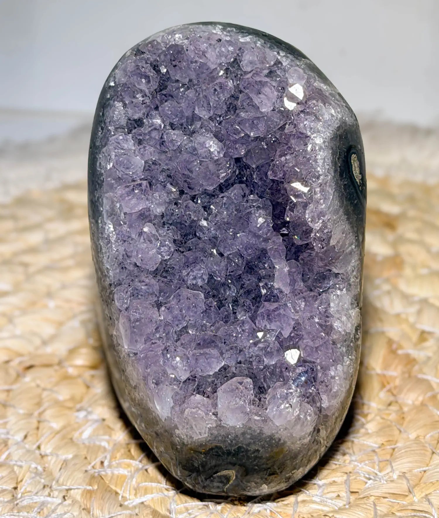 amethystdruse-edelstein-kristall-mineralien-heilstein-druse-080726-4