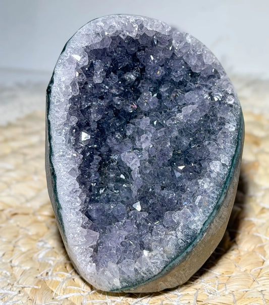amethystdruse-edelstein-kristall-mineralien-heilstein-druse-080726-6