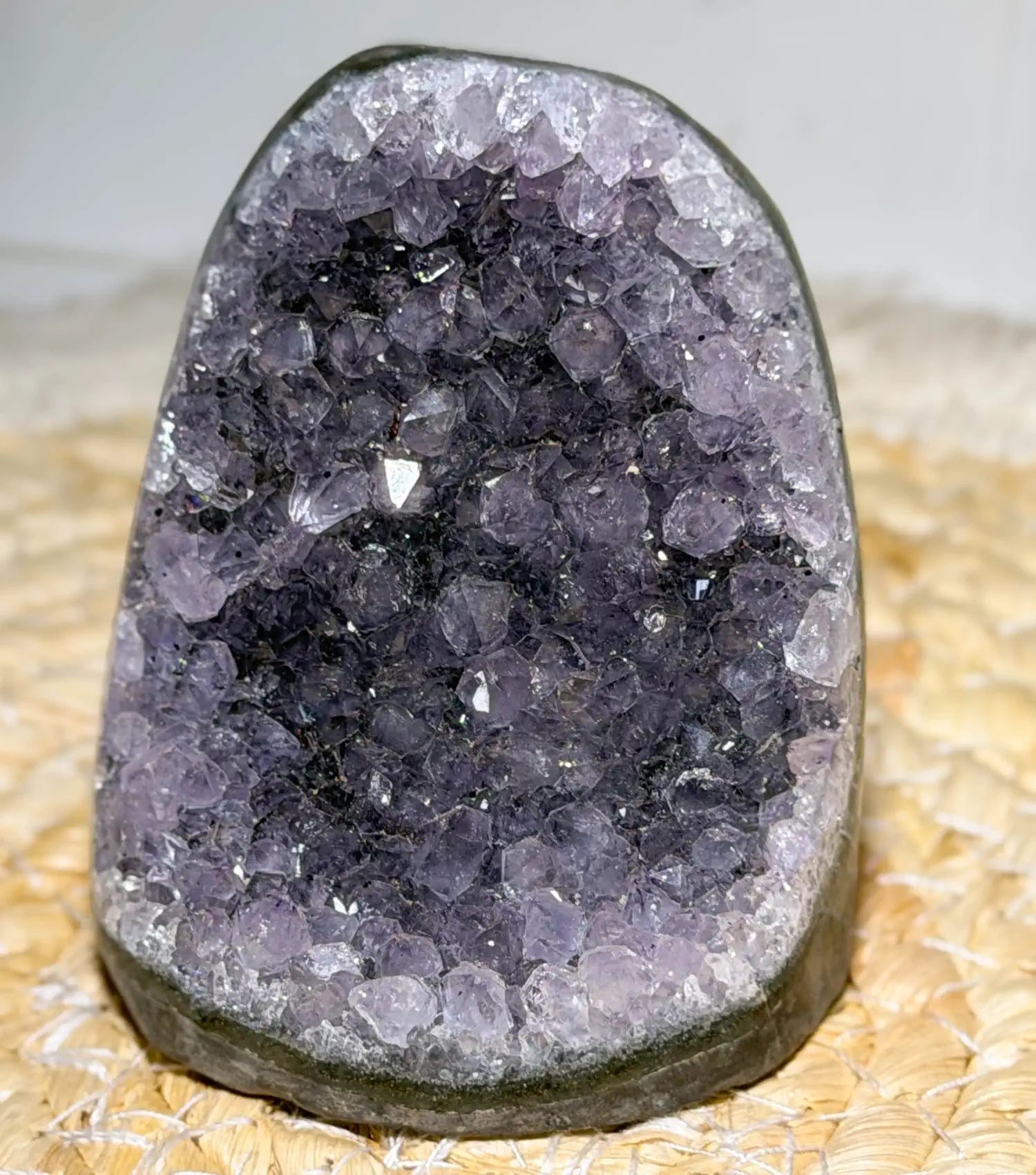 amethystdruse-edelstein-kristall-mineralien-heilstein-druse-080726