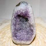 Amethyst Druse Uruguay – stehende Druse mit poliertem Rand #6616