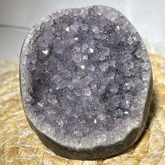 amethystdruse-edelstein-mineralien-entladen-heilstein-241026-5