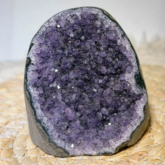 amethystdruse-edelstein-mineralien-uruguay-heilstein-seelensteinchen-120626-2