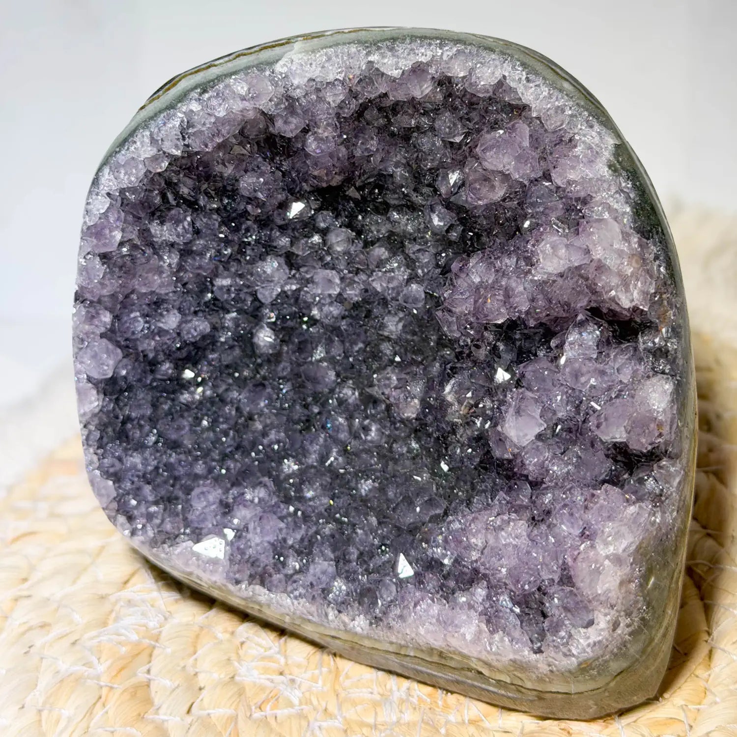 amethystdruse-edelstein-mineralien-uruguay-heilstein-seelensteinchen-120626-5