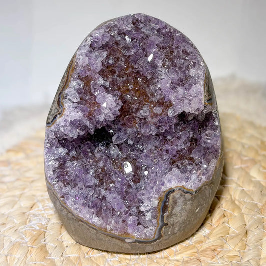 amethystdruse-edelstein-mineralien-uruguay-heilstein-seelensteinchen-120626