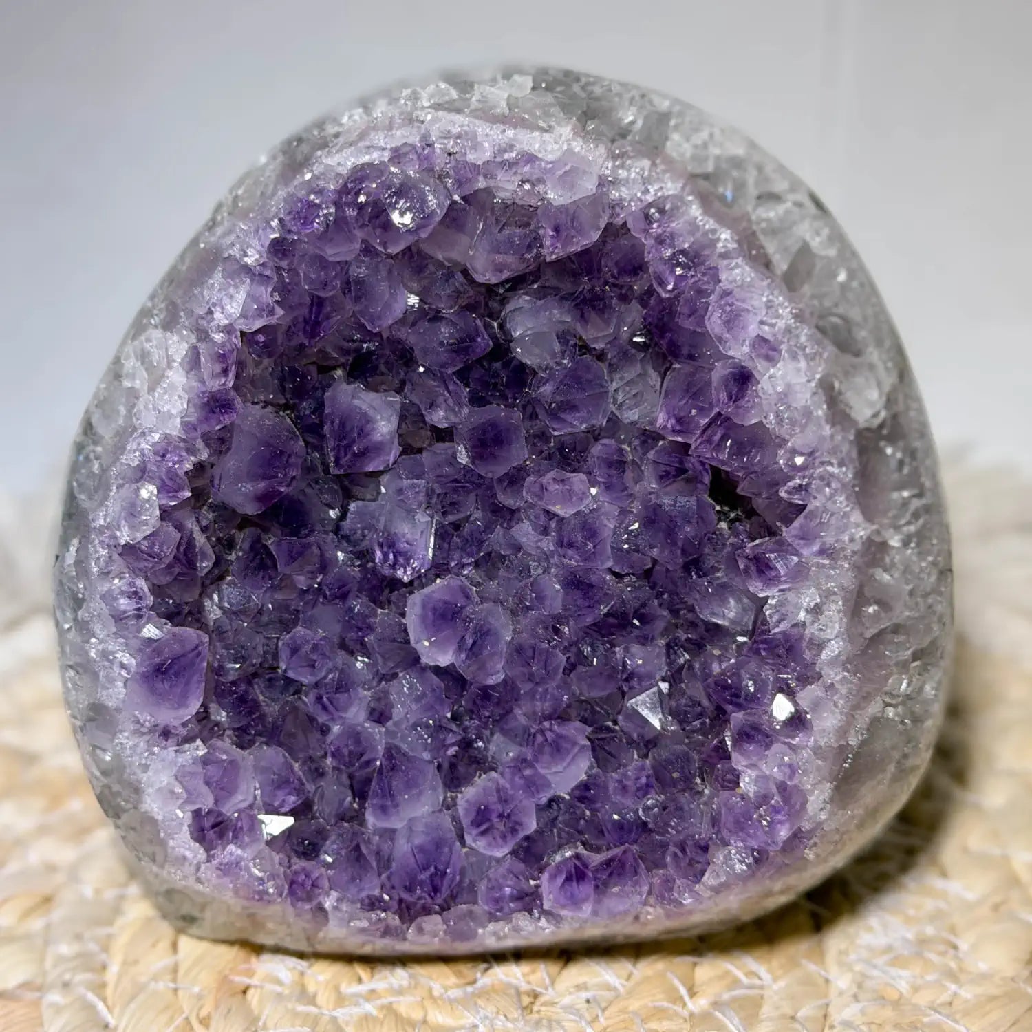 amethystdruse-edelstein-mineralien-uruguay-lila-seelensteinchen-250896-3