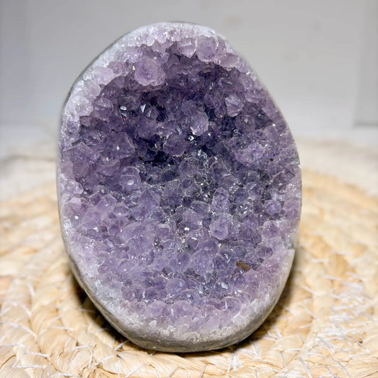 amethystdruse-edelstein-uruguay-lila-mineralien-seelensteinchen-220526-3
