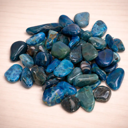apatit-edelstein-trommelstein-mini-handschmeichler-entspannung-massage-chakra-seelensteinchen