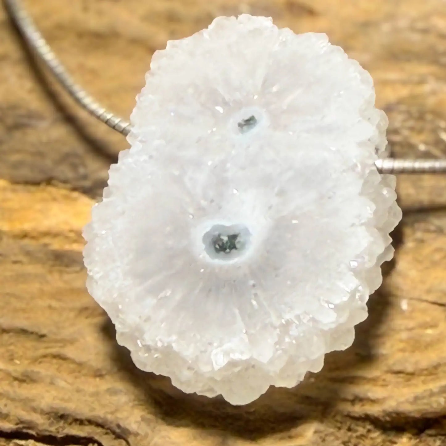 apophylit-edelstein-schmuck-ketten-anhaenger-heilstein-kristall-210726-2