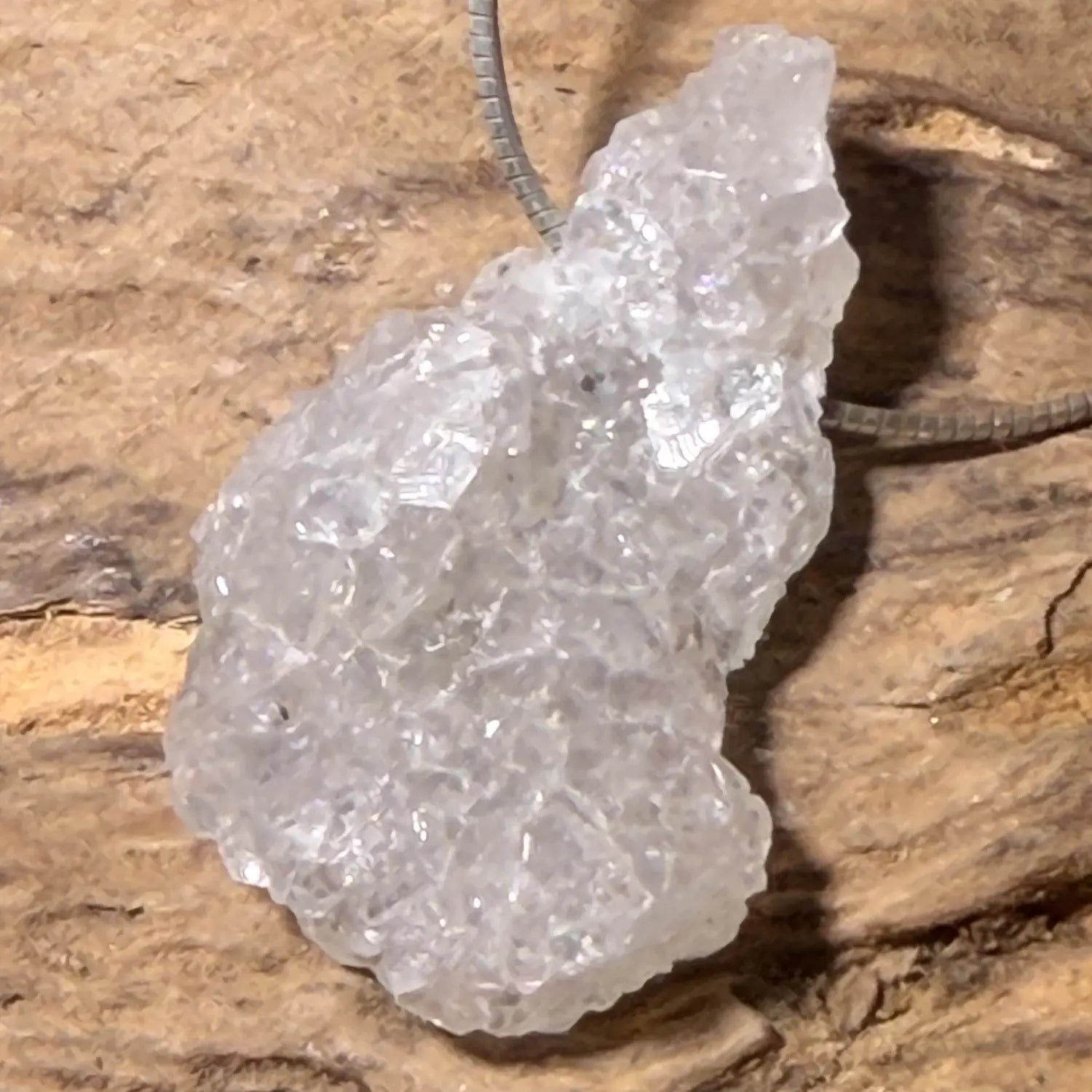 apophylit-edelstein-trommelstein-schmuck-ketten-anhaenger-heilstein-seelensteinchen-2