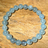 Aquamarin Edelstein Armband – 8 mm Kugeln auf Gummiband, 19 cm – Handgefertigter Edelsteinschmuck