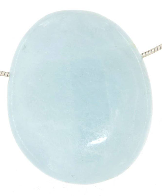 aquamarin-edelstein-schmuck-kettenanhaenger-heilstein-collier-edelsteinkette-trommelstein-231122