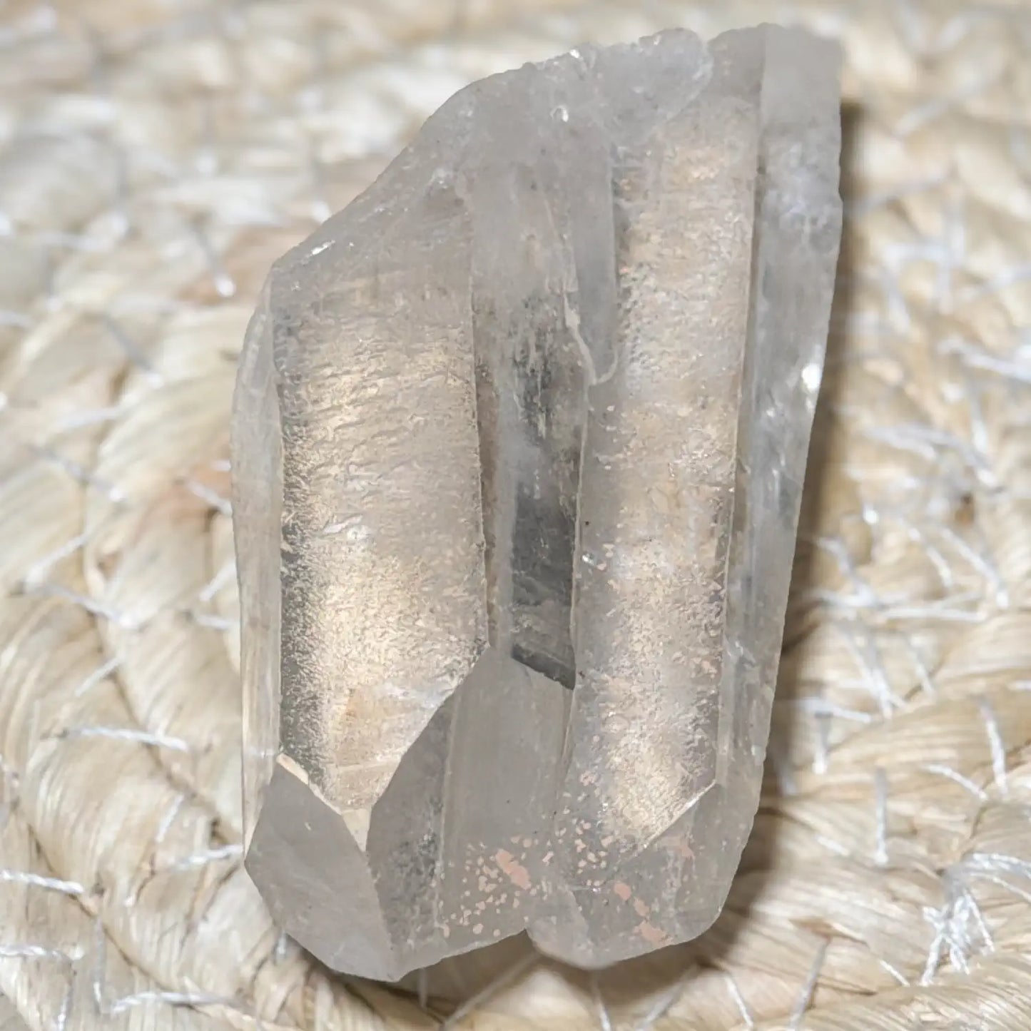 bergkristall-edelstein-mineralien-schutz-heilstein-seelensteinchen-020626