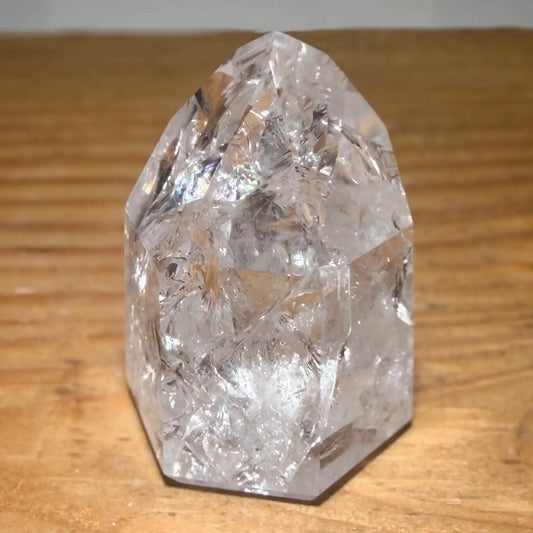 bergkristall-edelstein-mineralien-spitze-brasilien-seelensteinchen-260626-6