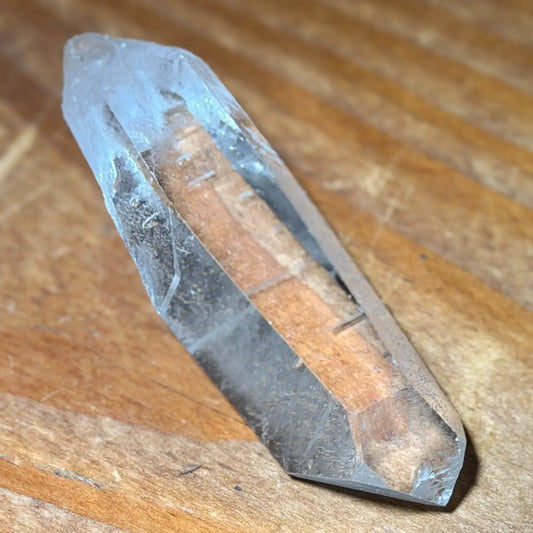bergkristall-spitze-edelstein-mineralien-heilstein-seelensteinchen-160526