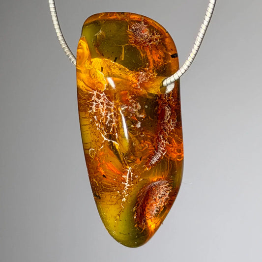 bernstein-edelstein-schmuck-ketten-anhaenger-heilstein-trommelstein