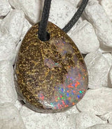 Australischer Boulder Opal Trommelstein Schmuck Ketten Anhänger - Edelstein A Qualität #6944