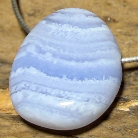 chalcedon-edelstein-schmuck-ketten-anhaenger-trommelstein-heilstein-seelensteinchen-120626
