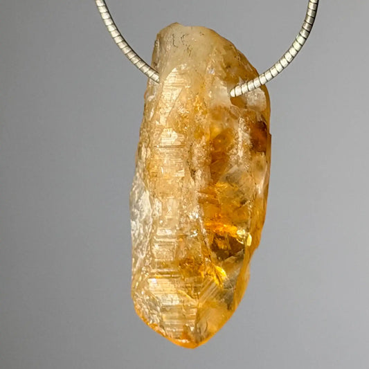 citrin-edelstein-trommelstein-schmuck-ketten-anhaenger-heilstein-080726-4