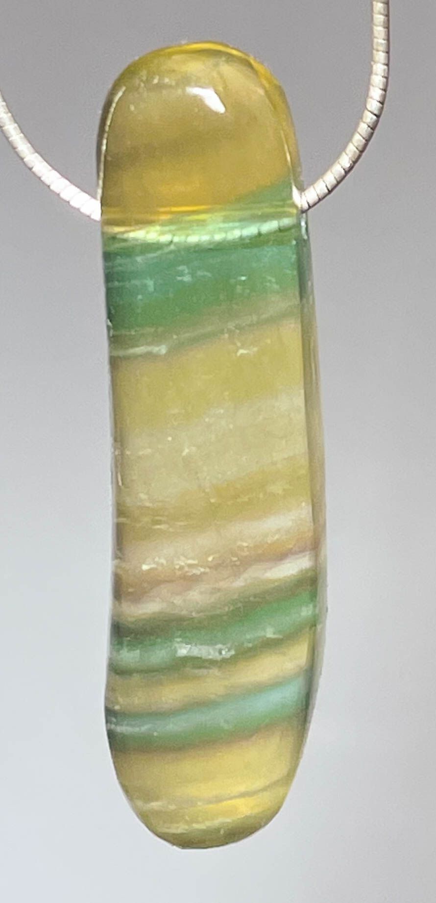 Regenbogen Fluorit Trommelstein Edelstein Schmuck Ketten Anhänger #7215