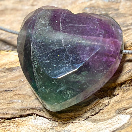 fluorit-herz-edelstein-schmuck-ketten-anhaenger-heilstein-301026