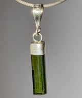 Turmalina verde, joyas de verdigolita, colgante, plata 925, gema, calidad A #7336 - seelensteinchen