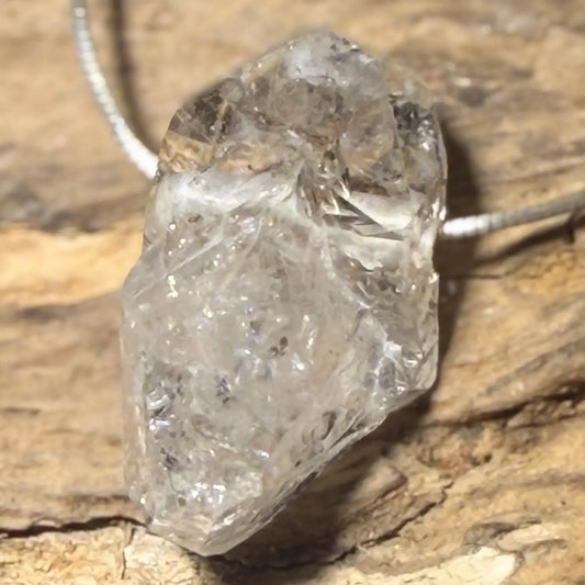 herkimer-diamant-edelstein-trommelstein-schmuck-ketten-anhaenger-heilstein-010726-3