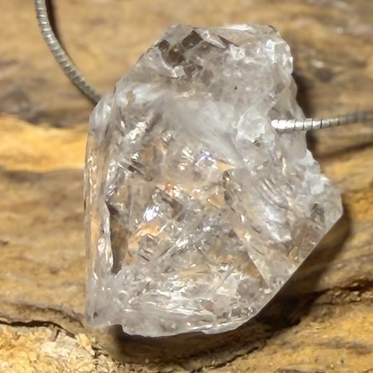 herkimer-diamant-edelstein-trommelstein-schmuck-ketten-anhaenger-heilstein-080726